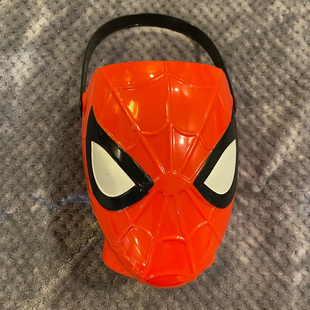 GC Marvel Spider-Man Halloween trick or treat bucket